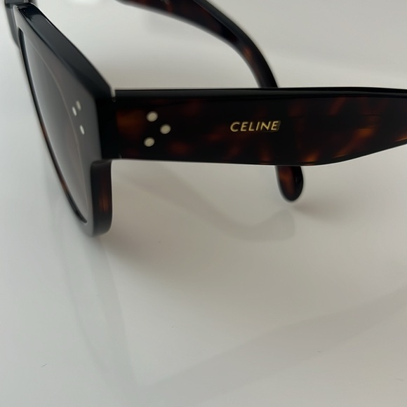 Celine CL40182F Audrey 54T Tortoise 50-23-145 Sunglasses - Picture 4 of 9